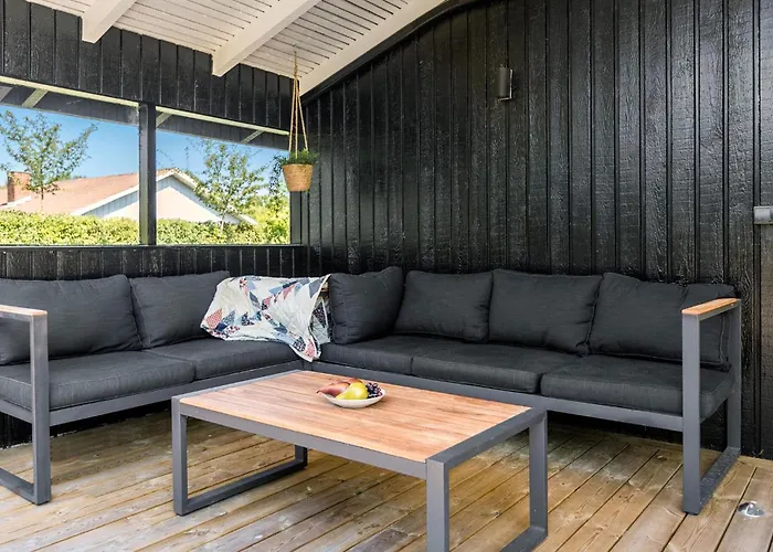 2 Bedroom Cozy In Sydals Tatil Evi Skovbyballe
